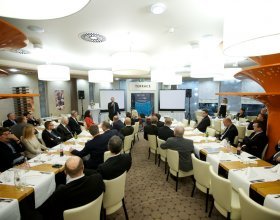 Radomil Doležal, generální ředitel CzechTrade a Zuzana Ceralová Petrof (48)